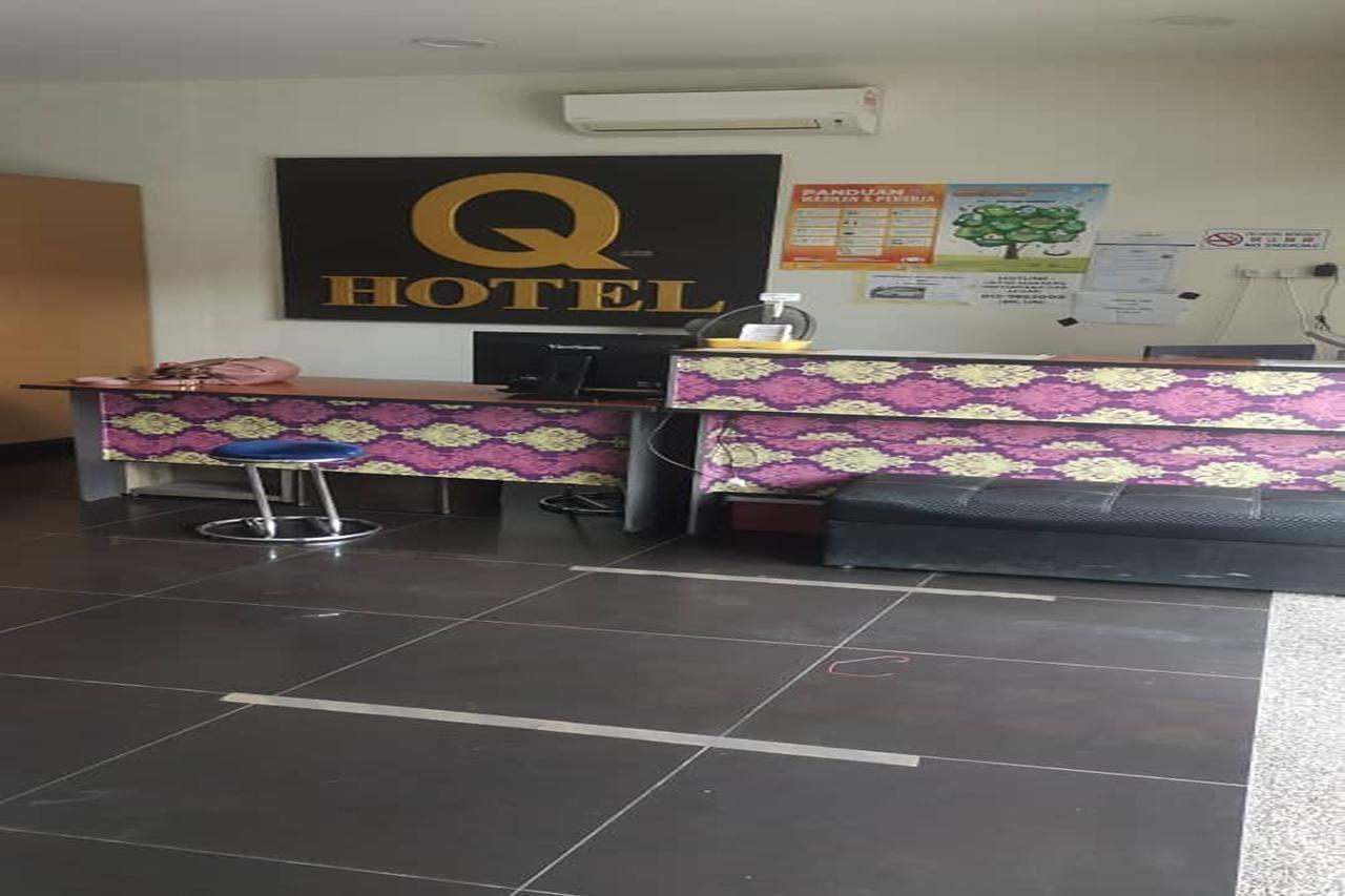 Oyo 89493 Q Hotel Mentakab Mentekab Esterno foto