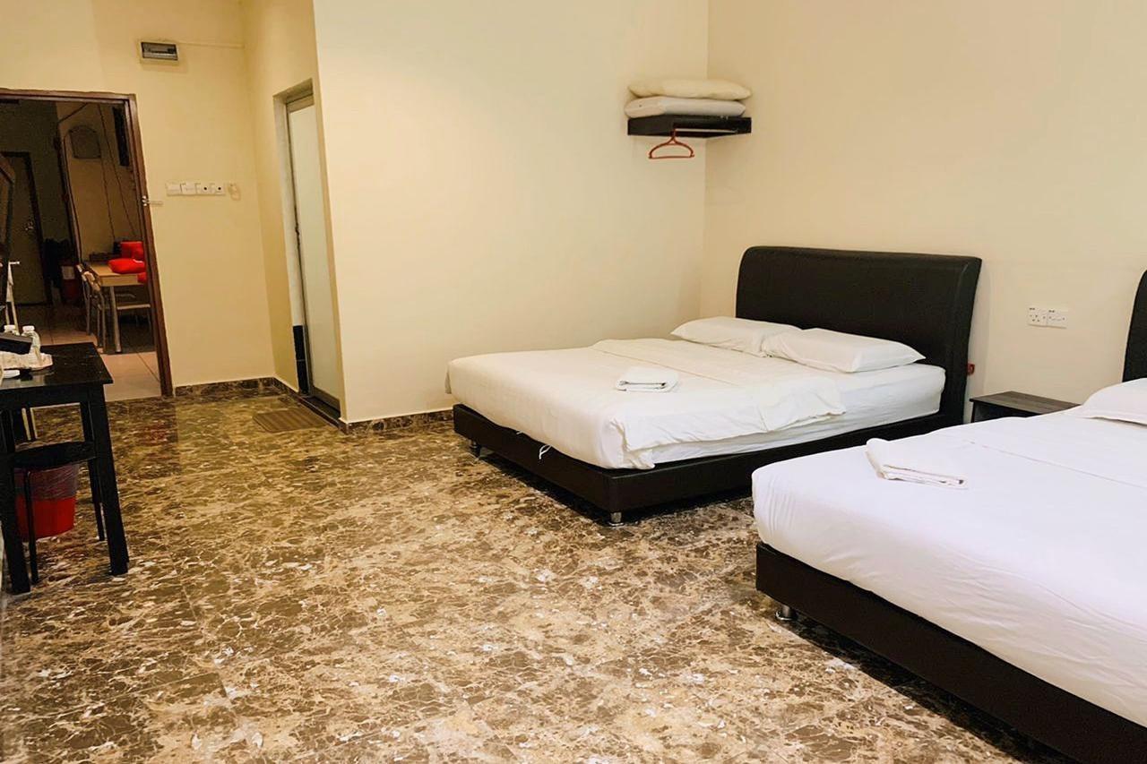 Oyo 89493 Q Hotel Mentakab Mentekab Esterno foto